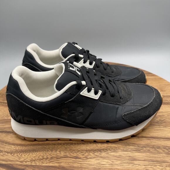 Under Armour Essential Runner Shoes Womens 9 Black Comfort Walking Sneakers - Picture 1 of 8